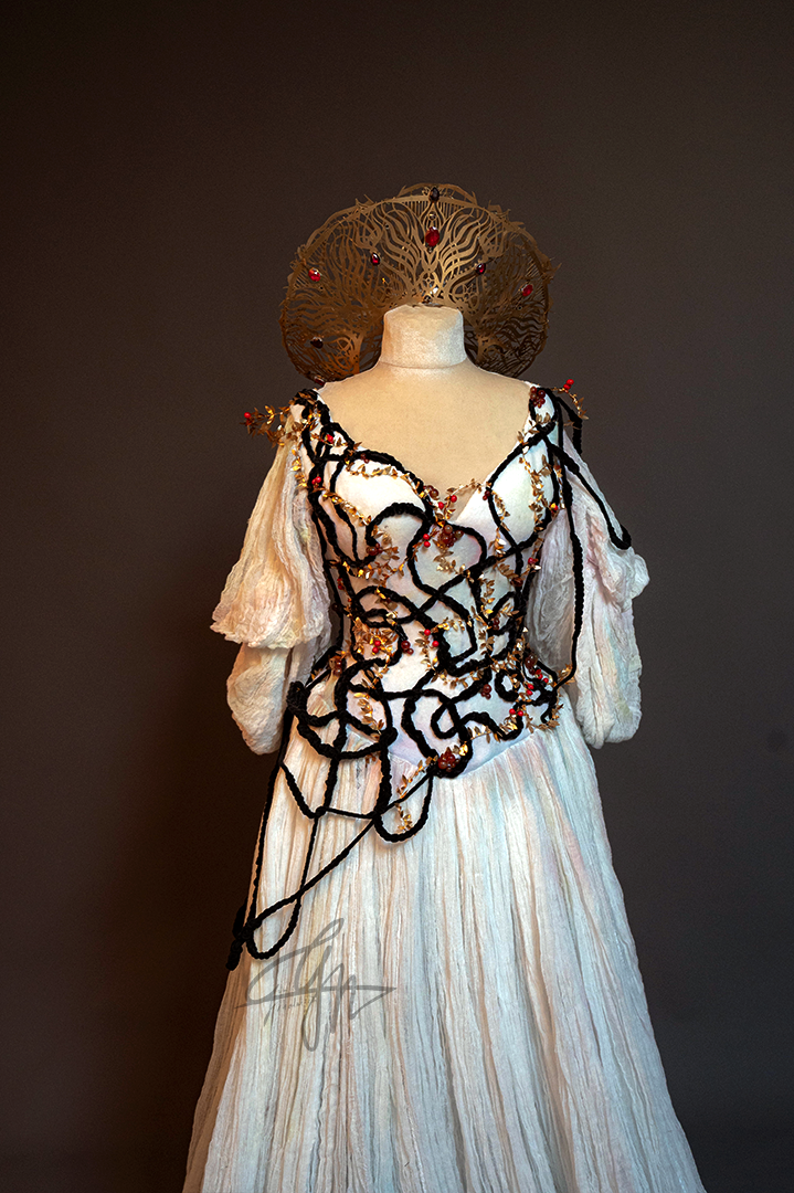 Snowberries dress - Image 4