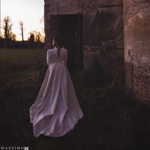 White blood lily dress - Image 4