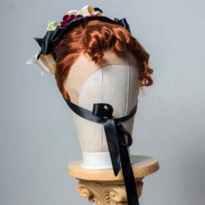 Bows and blooms bonnet - Image 3