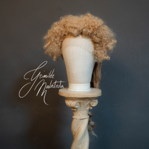 Crème Diplomat- 18th century wig