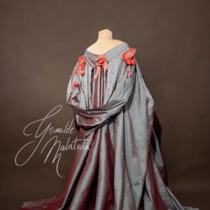 Brontë cape- historically and gothicly inspired cape in iridescent taffeta